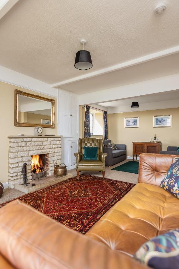 Luxury Farmhouse With Stunning Views And Hot Tub Ebberston Eksteriør billede