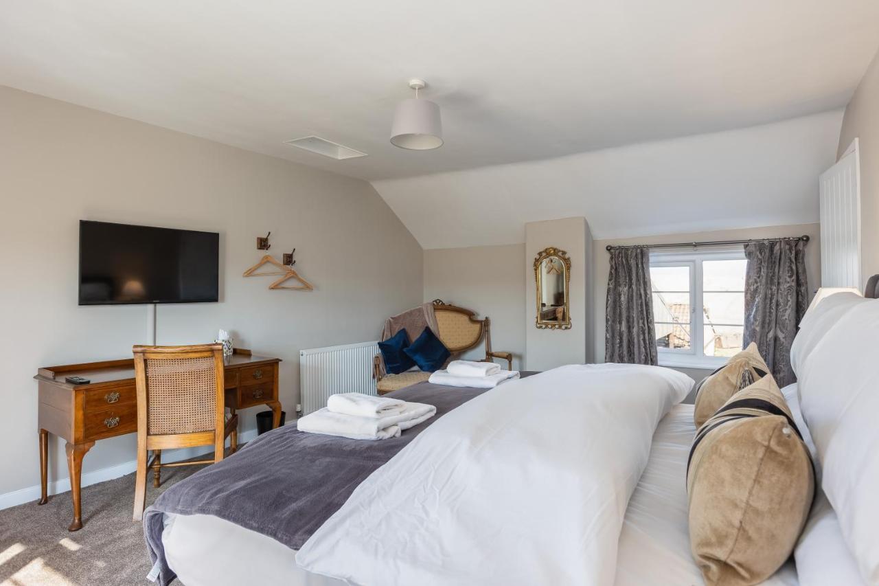 Luxury Farmhouse With Stunning Views And Hot Tub Ebberston Eksteriør billede